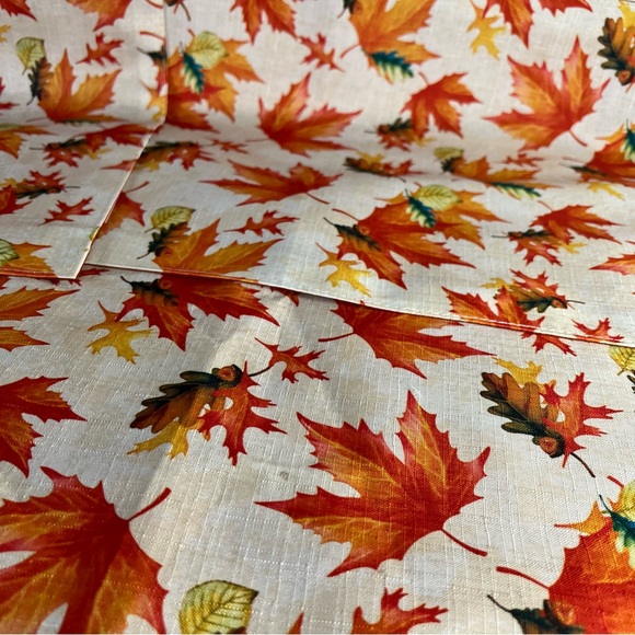 Home Collection Set of 4 Autumn Leaves Fabric Placemats 12” by 18” Falling Leave - Picture 4 of 8